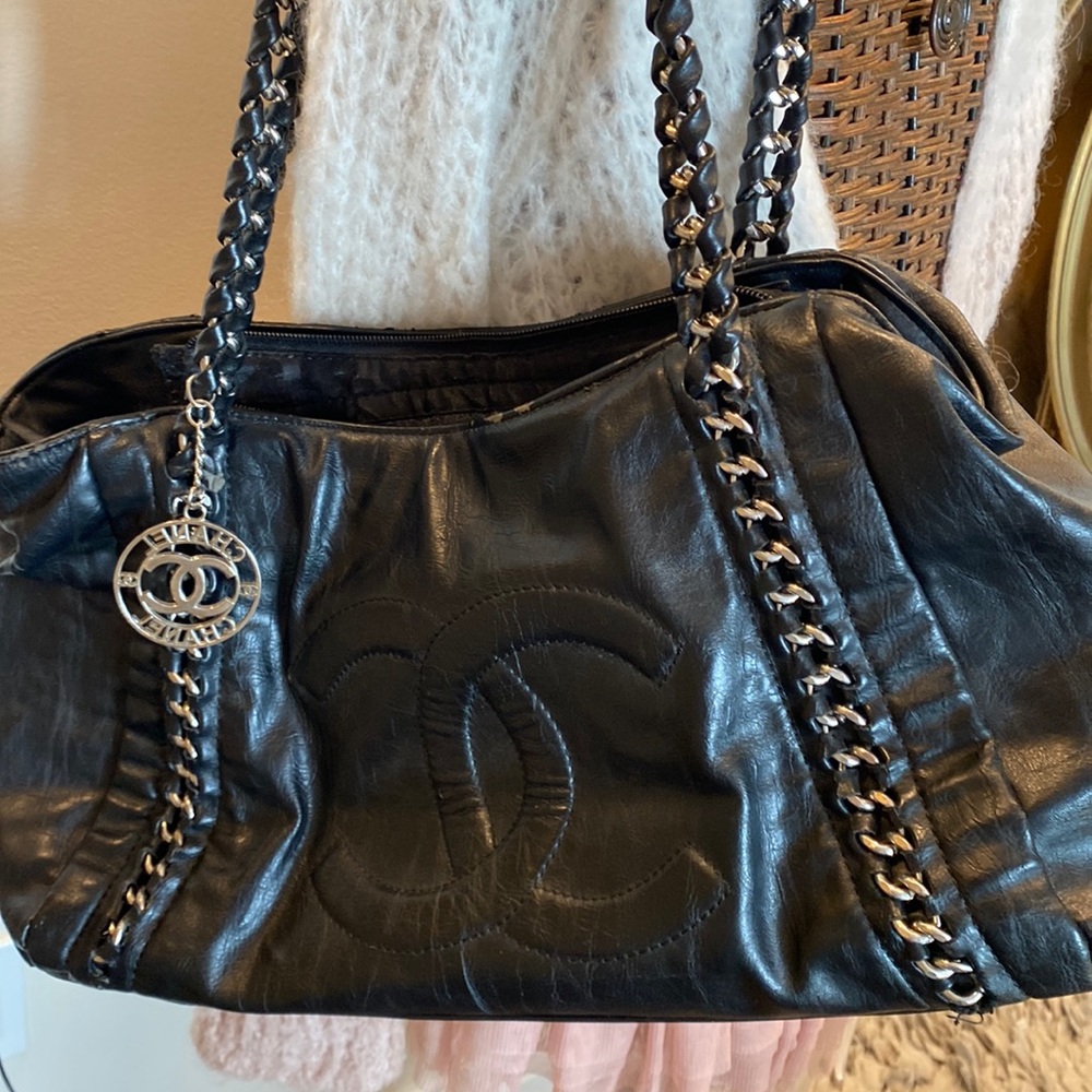 Black Quilted Double-CC Leather Shoulder Bag with Chain Straps